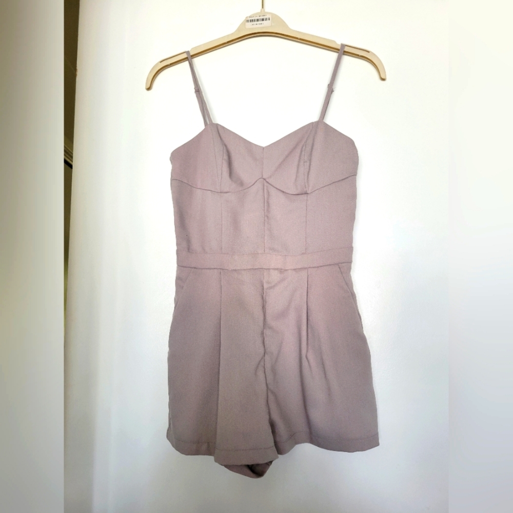 Foreign Exchange Grey Summer Romper Size Small